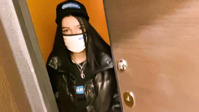 Sexy Delivery Girl Offers Client Her Wet Pussy For Hot Sex