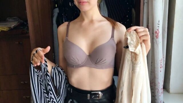 Stepsister Trying On Clothes Made Me So Fucking Hard!